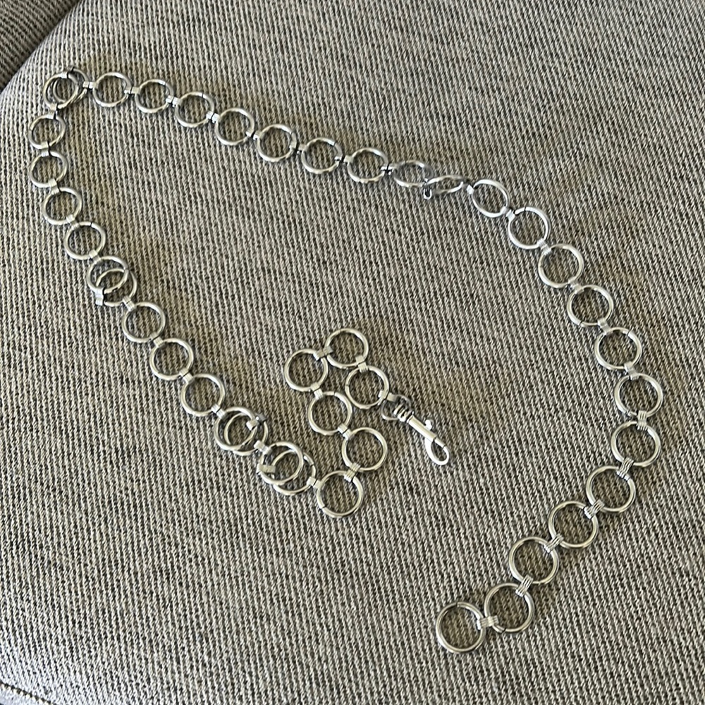 Brandy Melville métal belt 38”